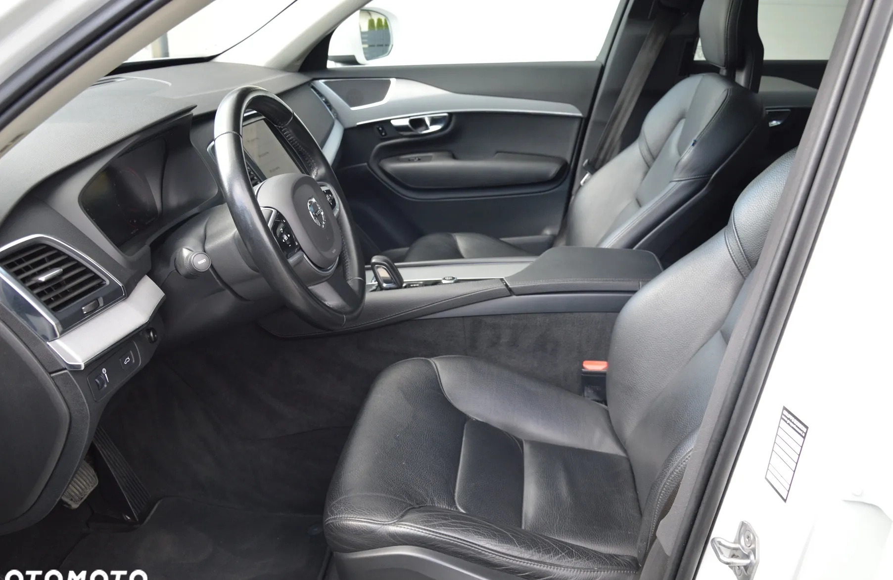 Volvo XC 90 cena 189900 przebieg: 127000, rok produkcji 2020 z Włocławek małe 352